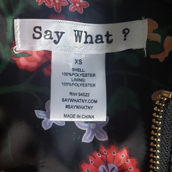 💜$5💜NWOT SAY WHAT? FLORAL WINDBREAKER - Picture 3 of 3